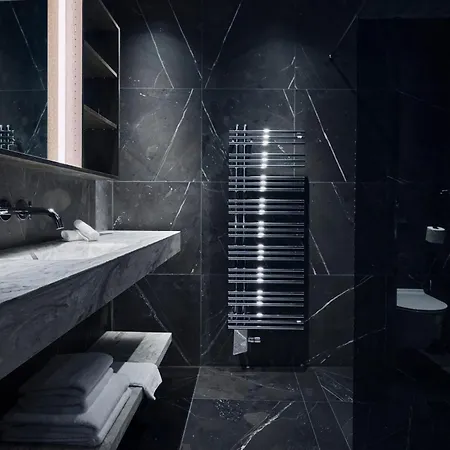 - Modern Luxury Residences アパート *