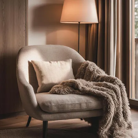 - Modern Luxury Residences 아파트 이스크글