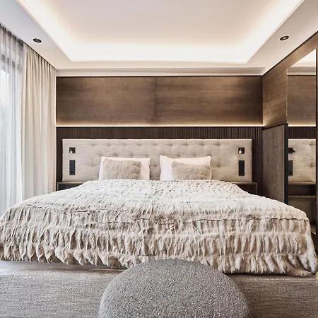 - Modern Luxury Residences Apartment *
