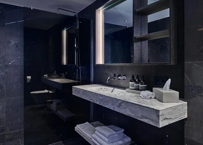 - Modern Luxury Residences *